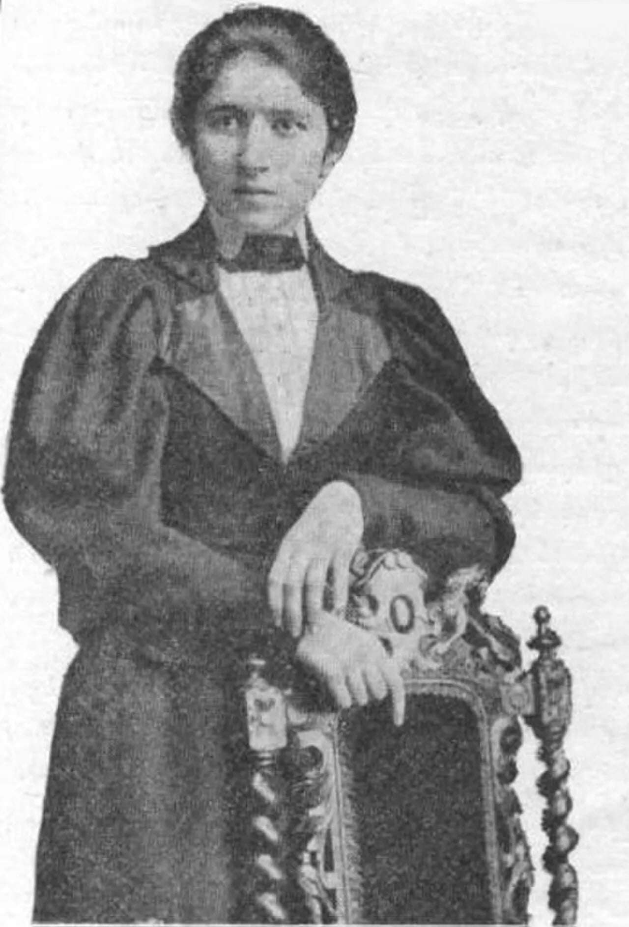 Portrait of Arshaguhi Teotig (1875–1922) – memorial page