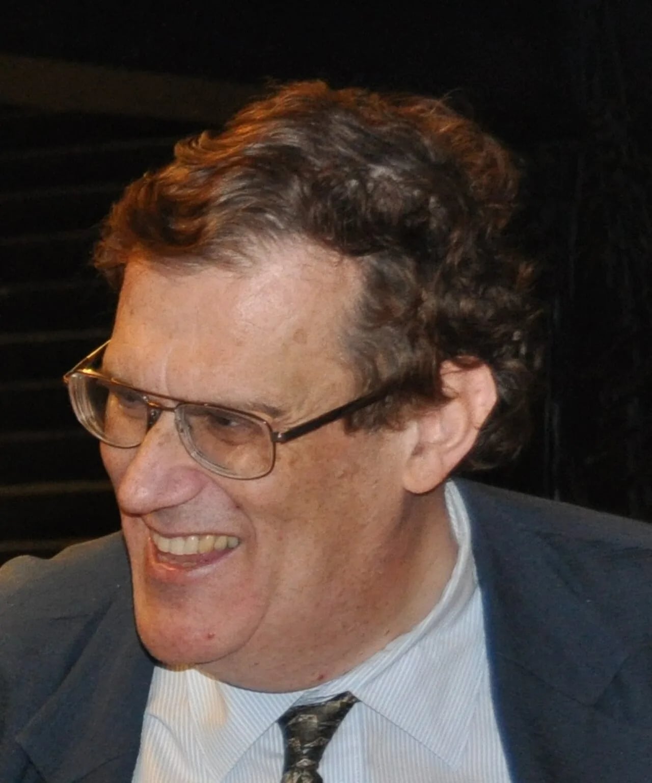 Porträt von Robert Dewar (1945–2015) – Gedenkseite
