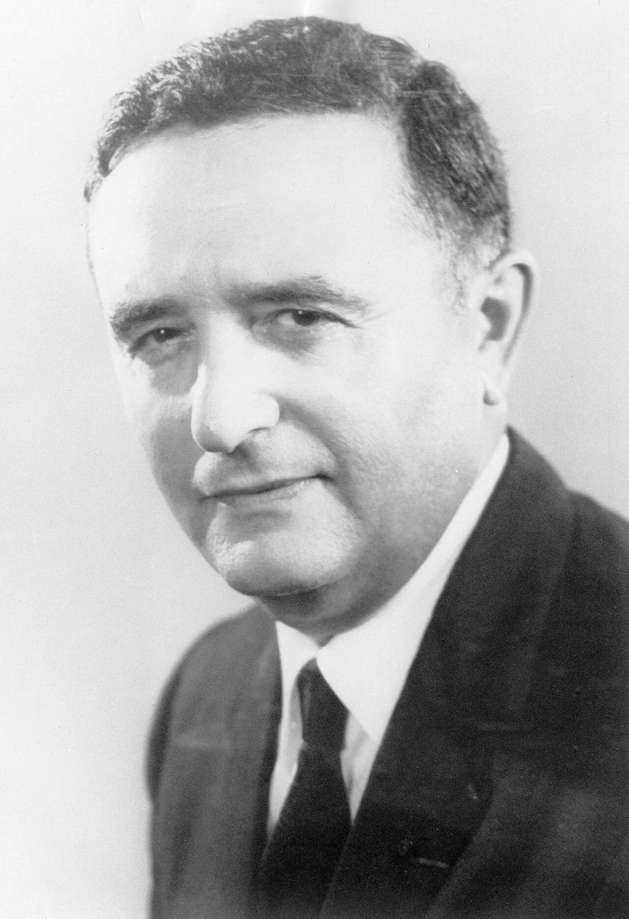Porträt von Menachem Savidor (1917–1988) – Gedenkseite