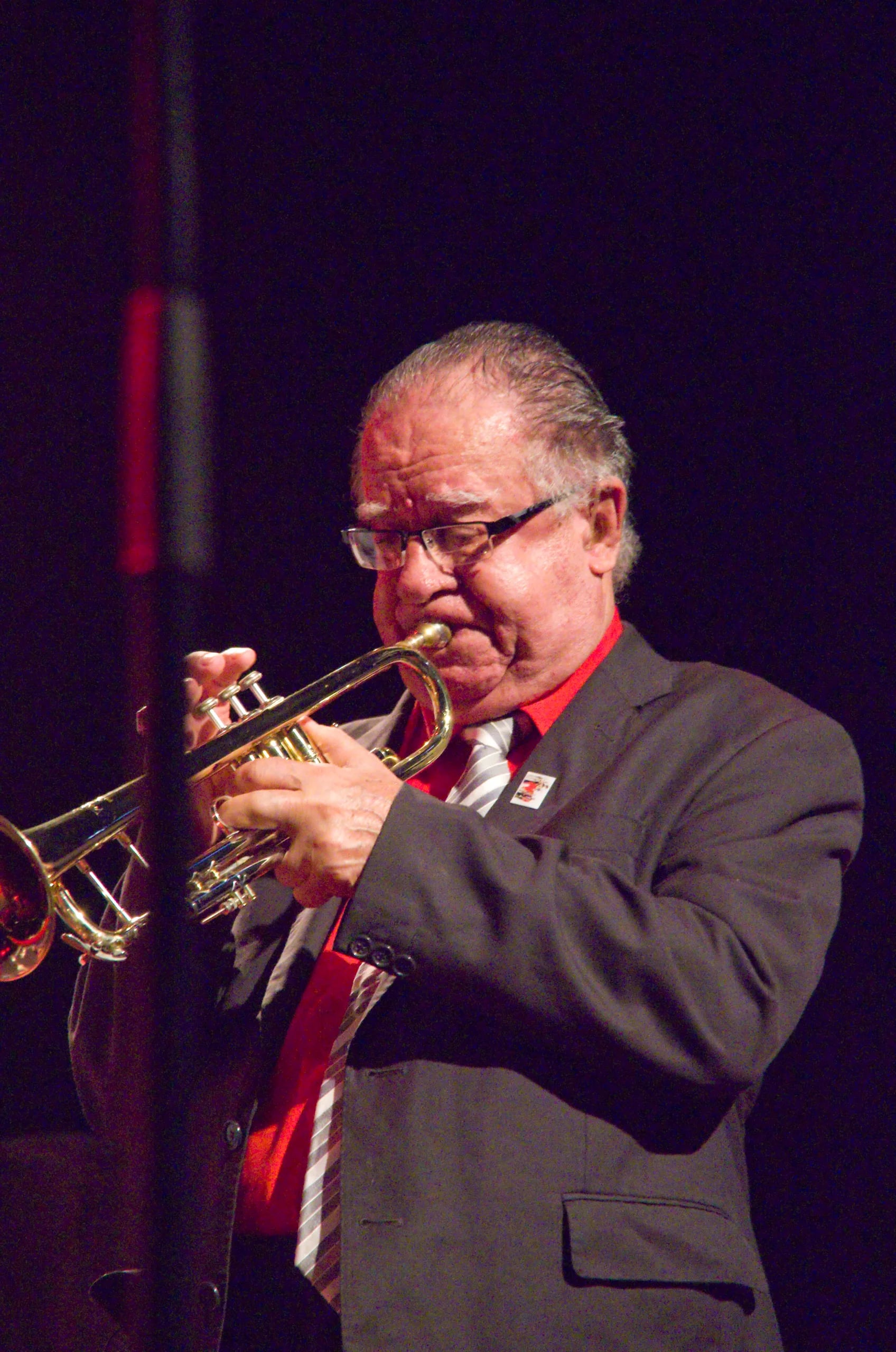 Porträt von Manuel Mirabal (1933–2024) – Gedenkseite