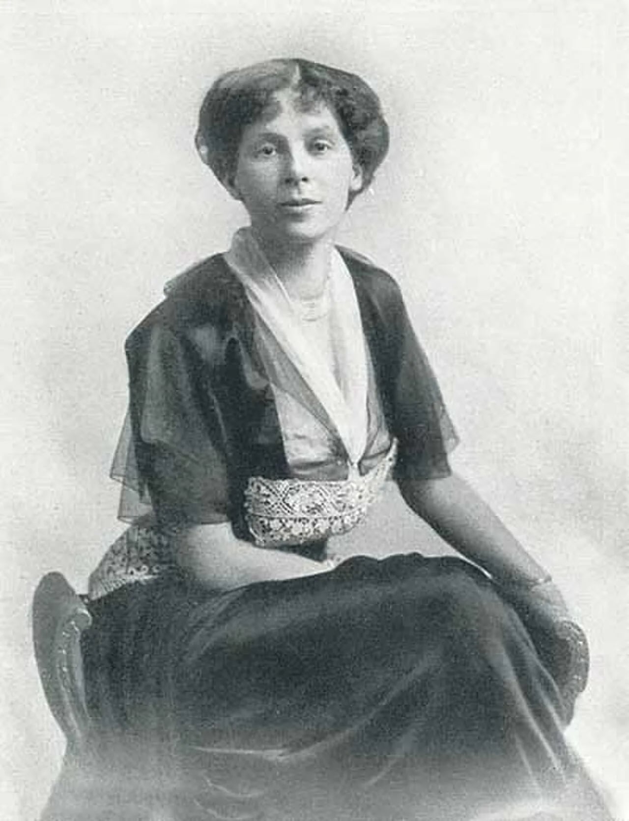 Portrait of Alice Trolle (1872–1953) – memorial page