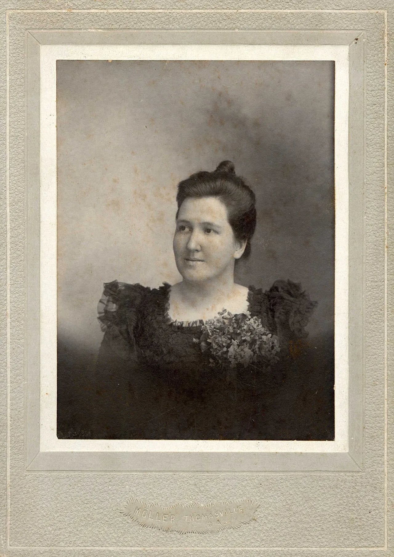 Portrait of Elfleda Bennett Taylor (1865–1931) – memorial page