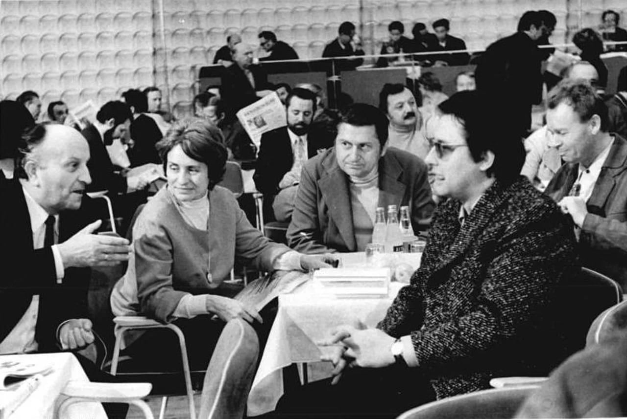 Porträt von Ruth Kraft (1920–2015) – Gedenkseite