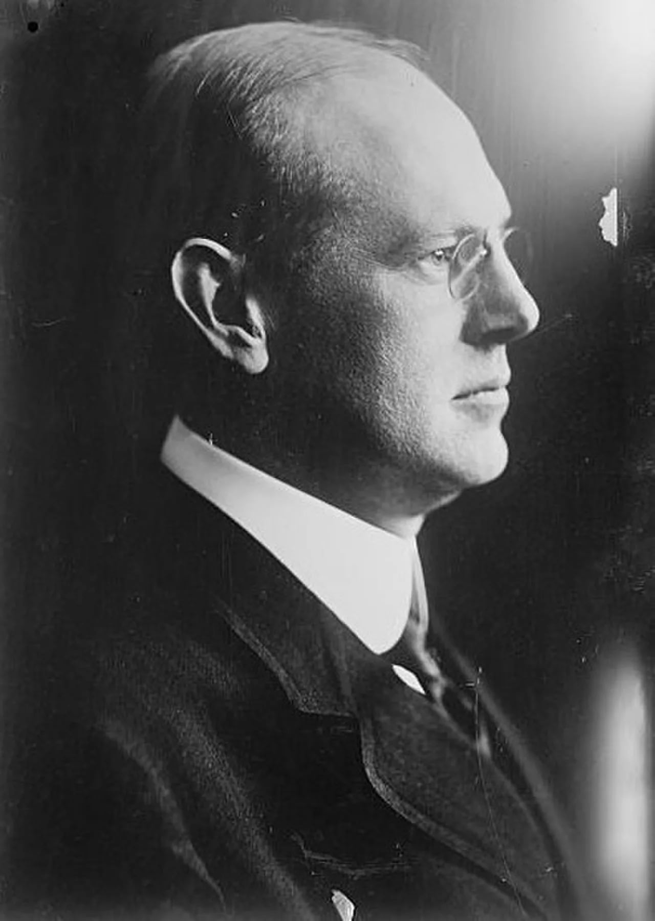 Portrait of Ernest Fox Nichols (1869–1924) – memorial page
