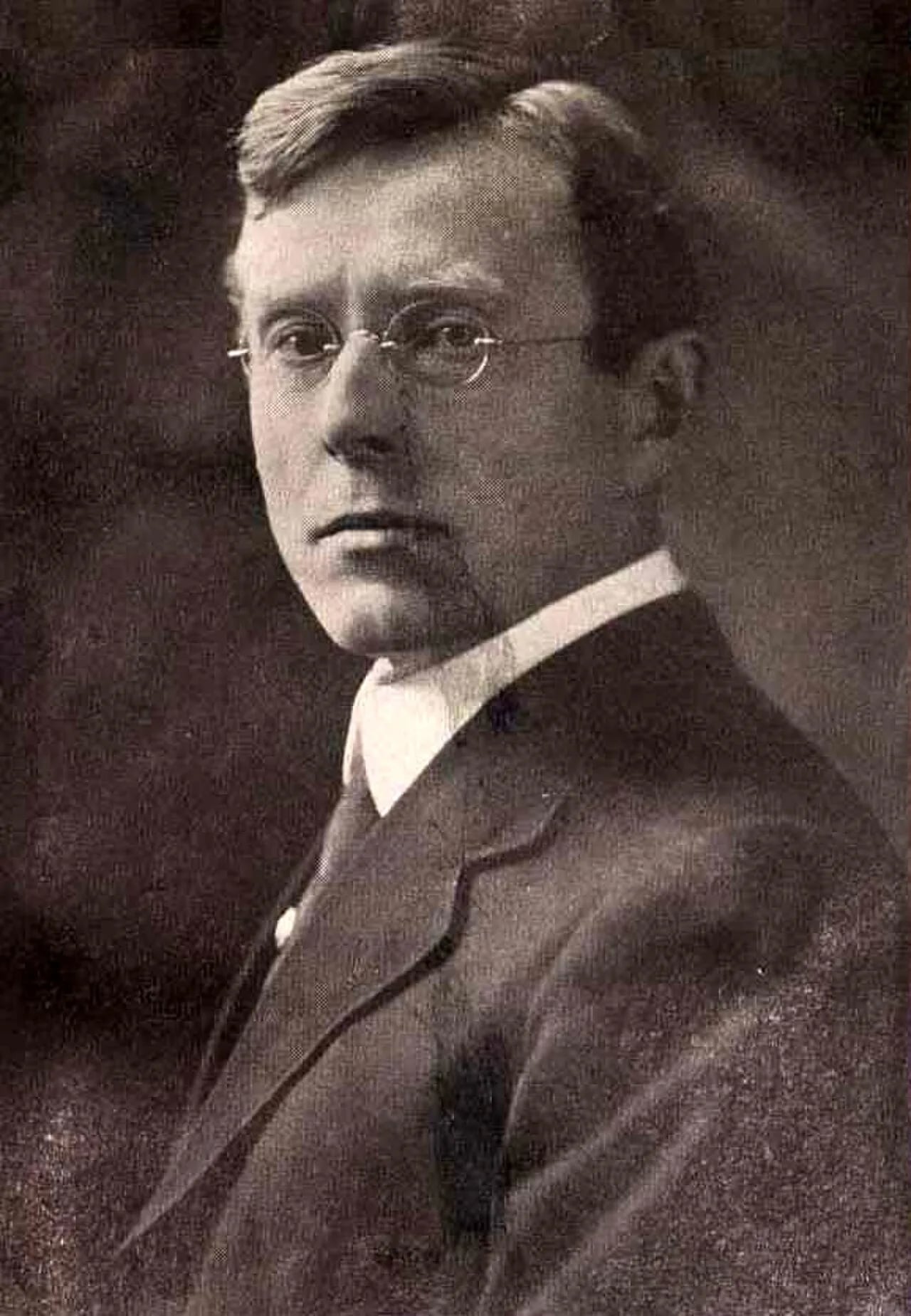 Portrait of Frank Brackett (1865–1951) – memorial page