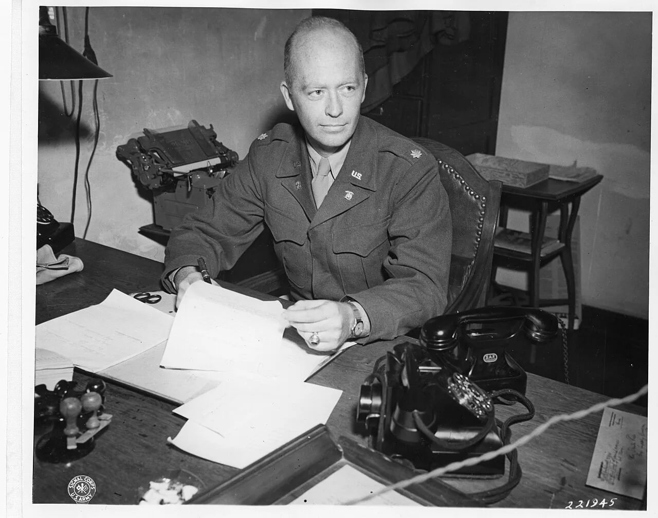 Portrait of William H. Coogan (1910–1986) – memorial page