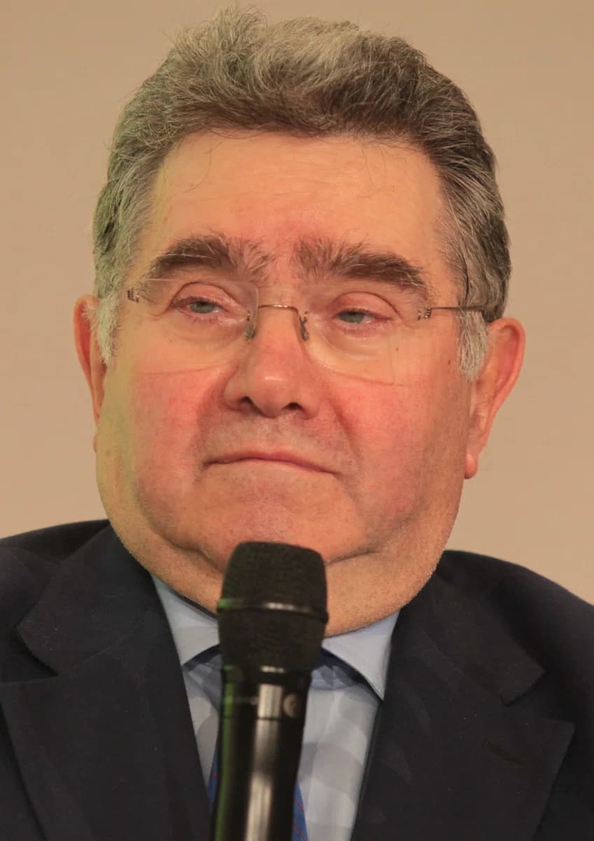 Claude Allègre (née Claude Jean Ernest Allègre)