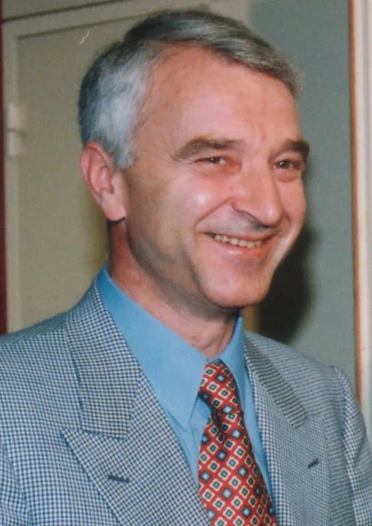 Bujar Bukoshi