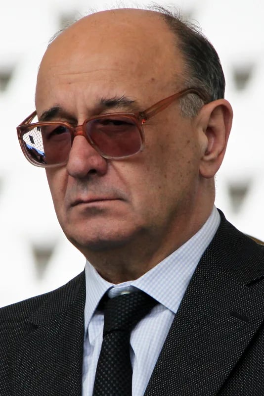 Porträt von Nikica Valentić (1950–2023) – Gedenkseite