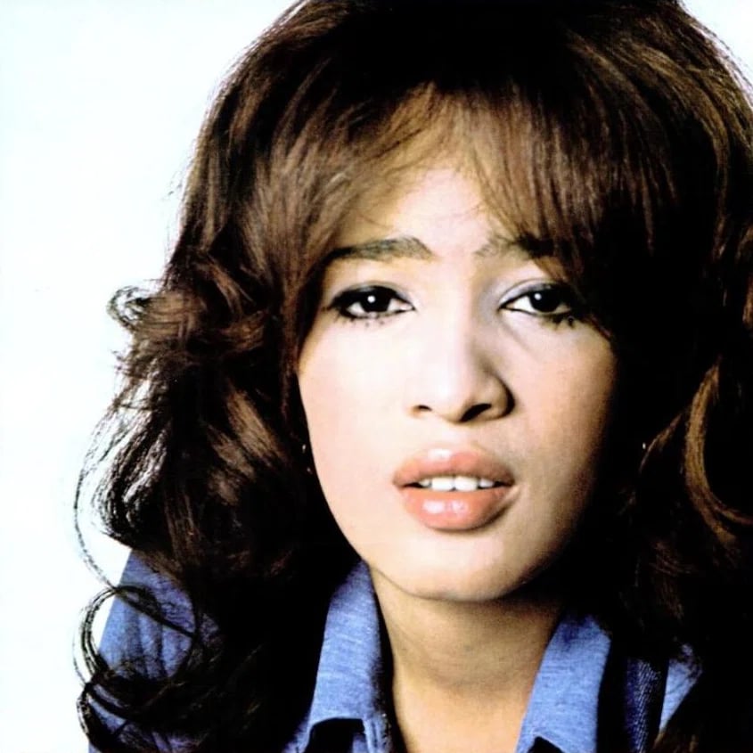 Porträt von Ronnie Spector (1943–2022) – Gedenkseite