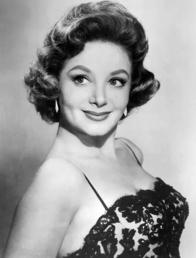 Cara Williams (geb. Bernice Kamiat)
