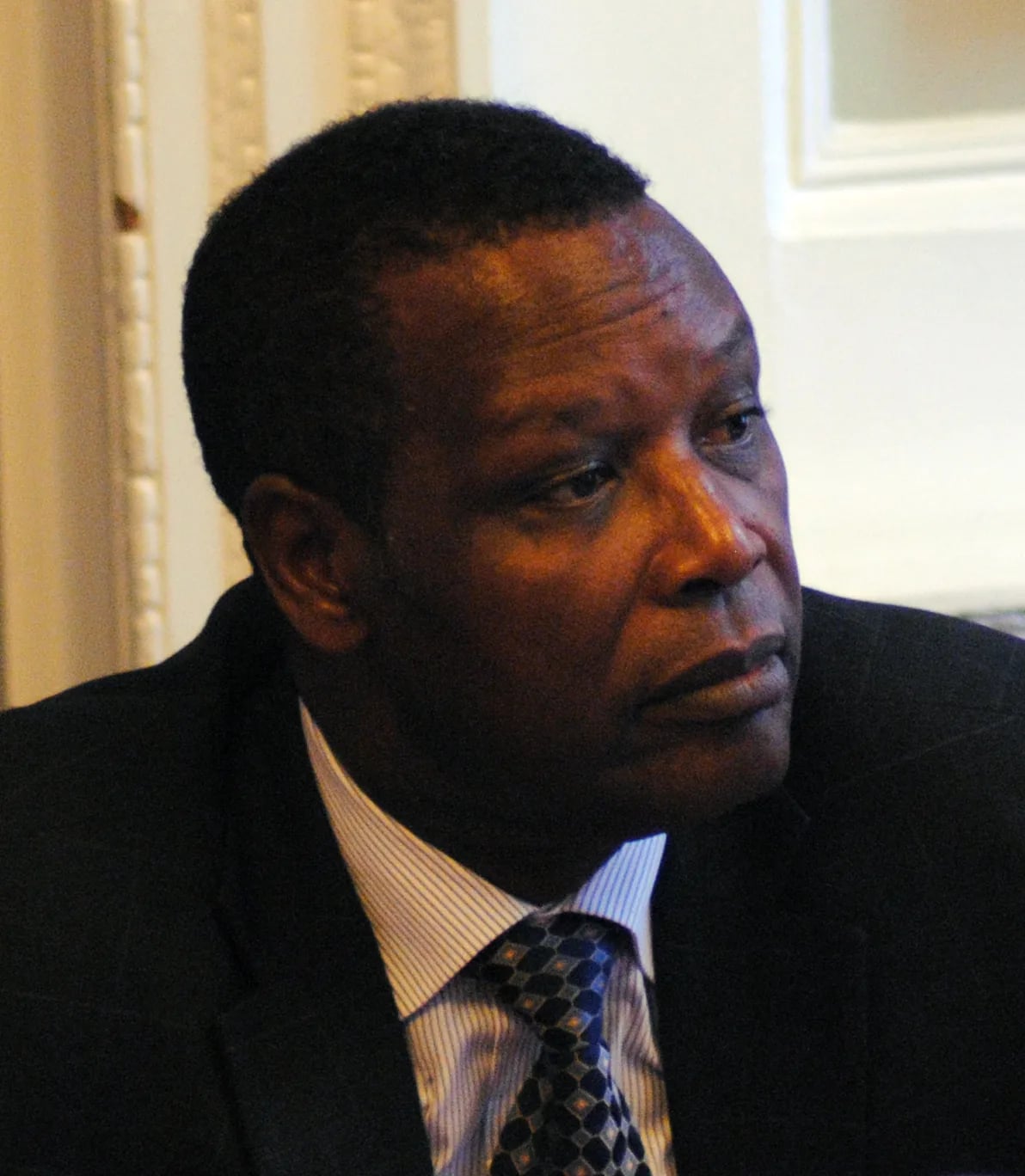 Porträt von Pierre Buyoya (1949–2020) – Gedenkseite