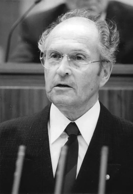 Portrait of Oskar Fischer (1923–2020) – memorial page