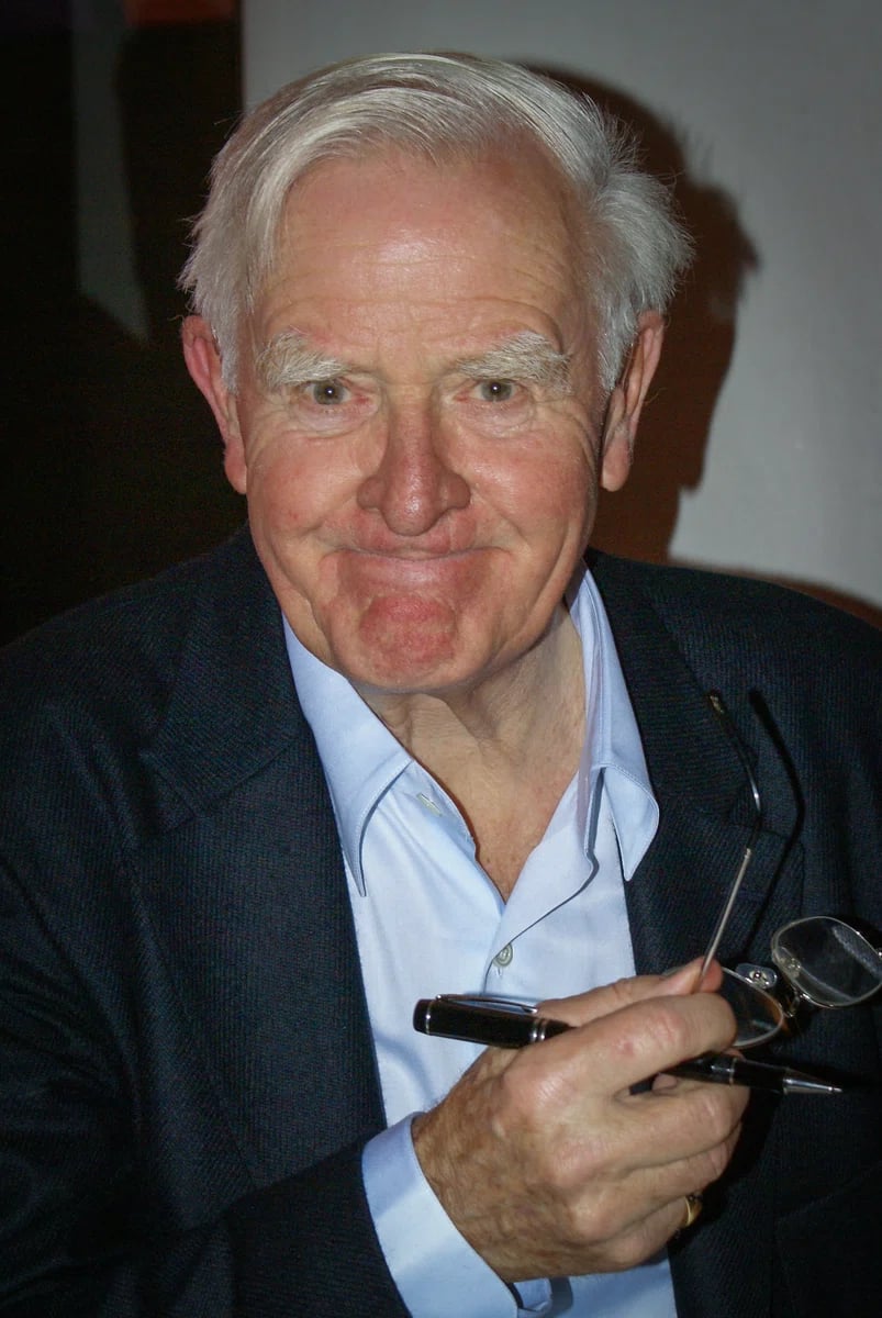 Portrait of John le Carré (1931–2020) – memorial page