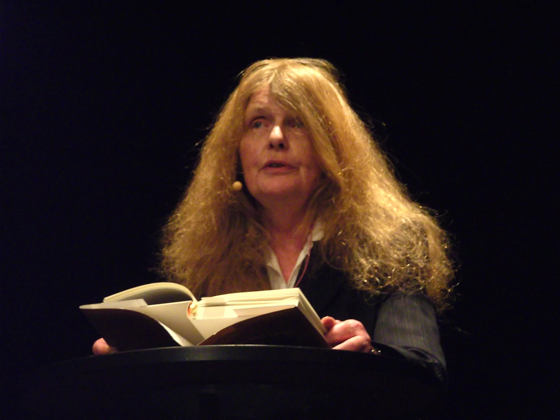 Porträt von Kristina Lugn (1948–2020) – Gedenkseite
