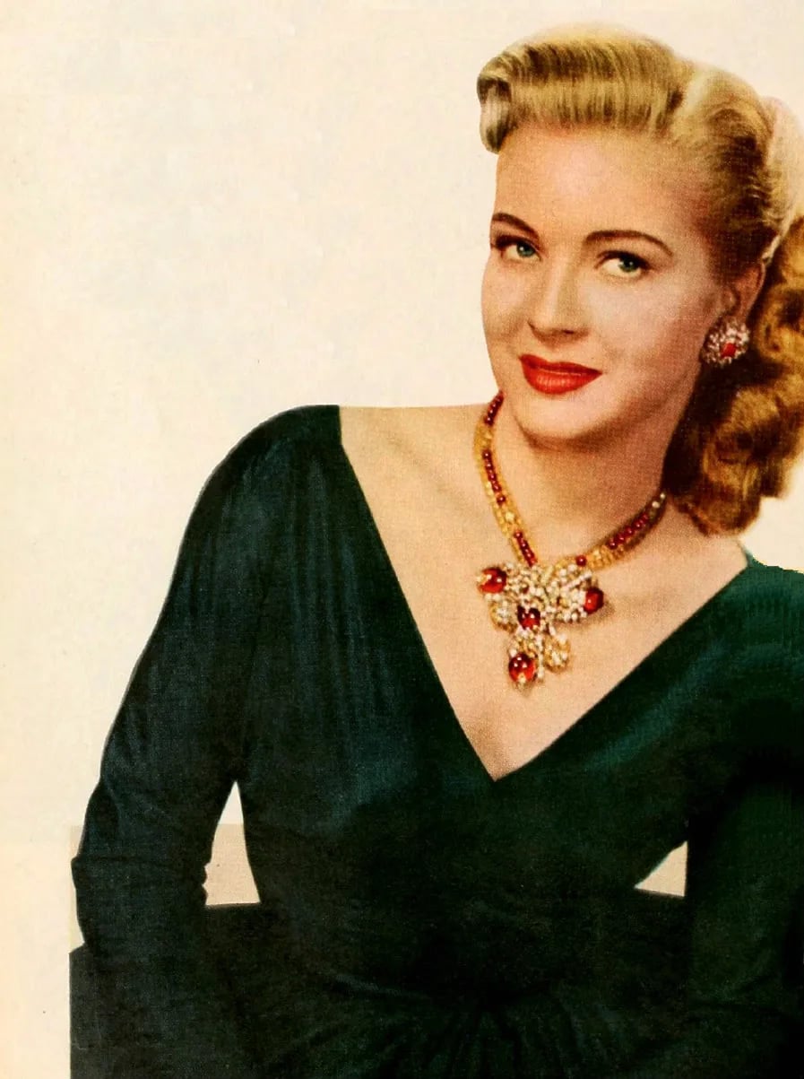 Porträt von Lori Nelson (1933–2020) – Gedenkseite