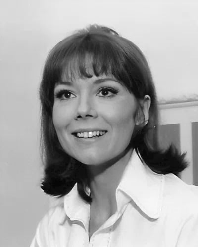 Porträt von Diana Rigg (1938–2020) – Gedenkseite