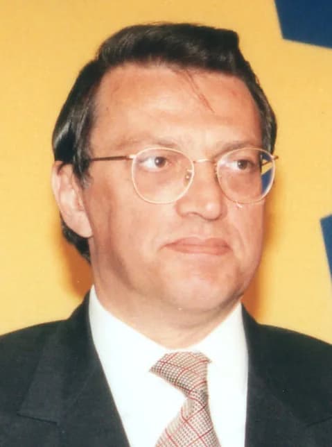 Mesut Yılmaz