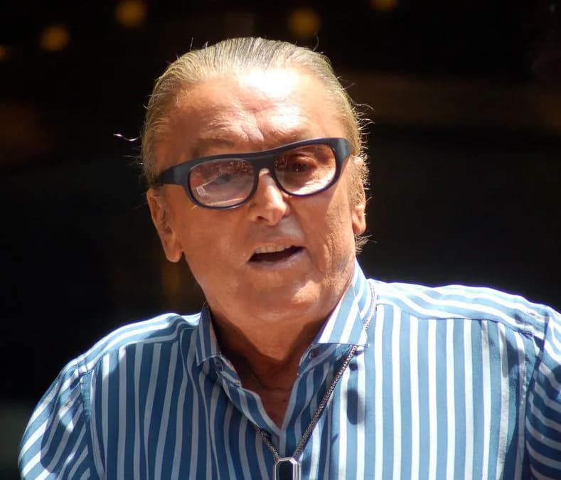 Robert Evans (née Robert J. Shapera)