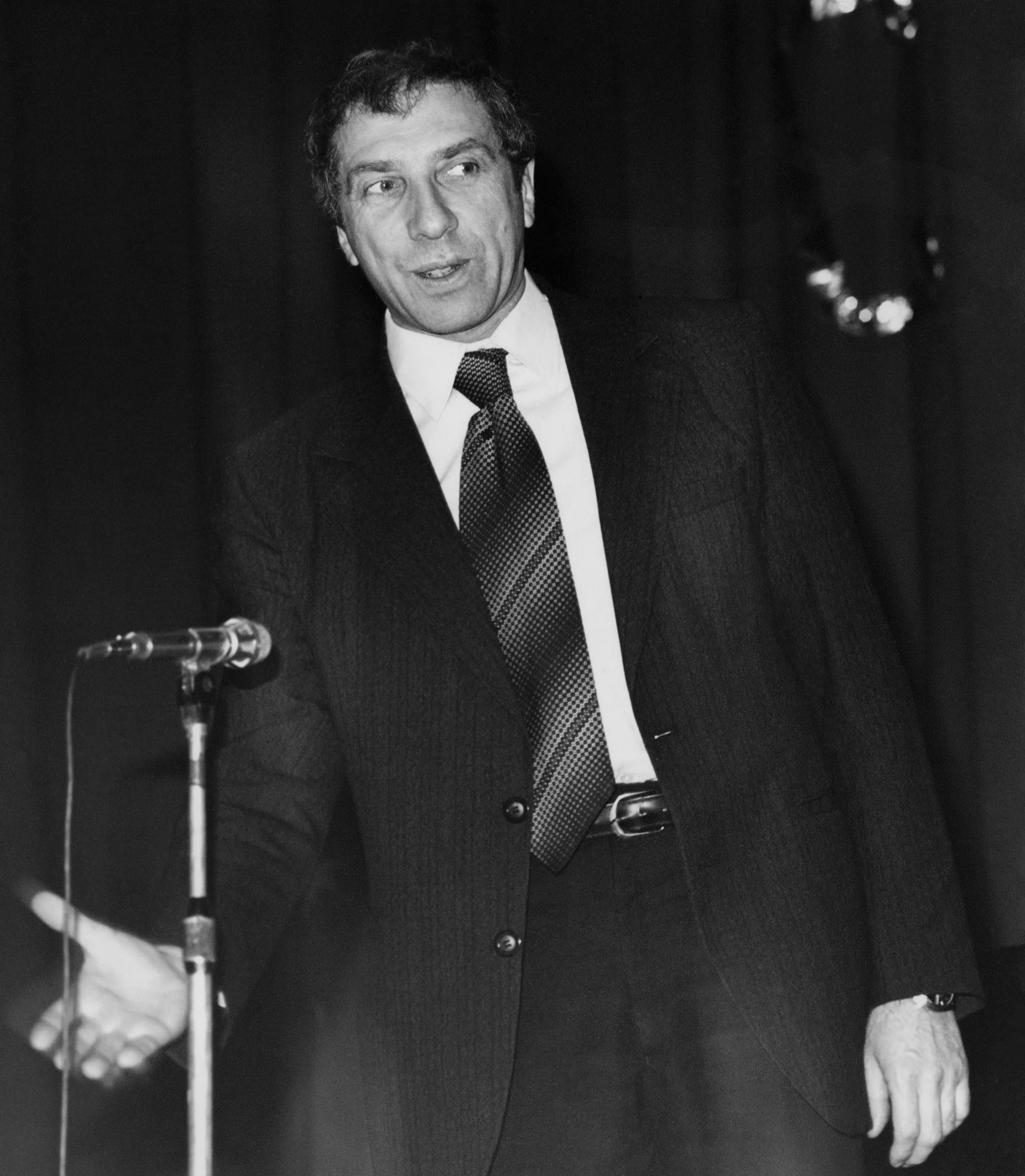 Porträt von Sergei Jurjewitsch Jurski (1935–2019) – Gedenkseite
