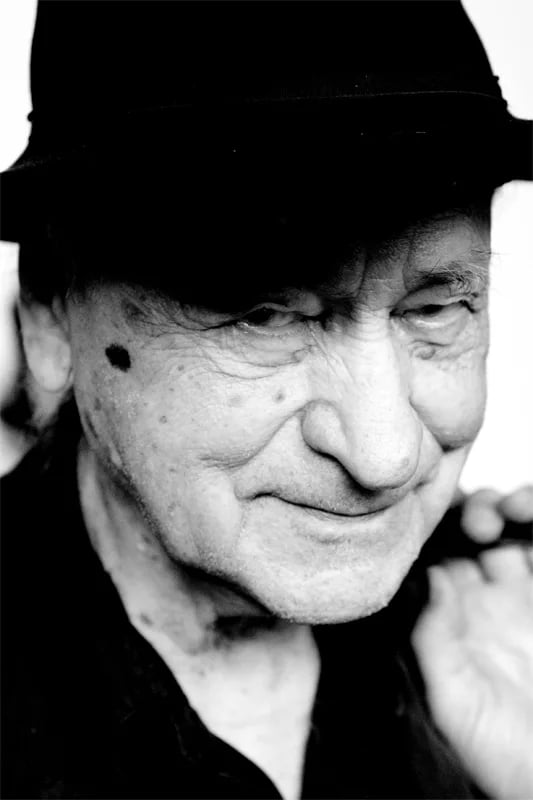 Portrait of Jonas Mekas (1922–2019) – memorial page