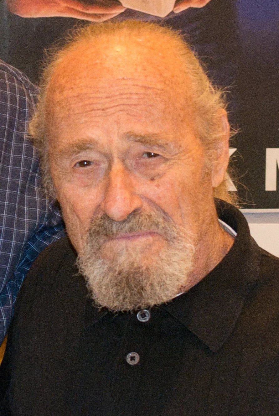 Portrait of Dick Miller (1928–2019) – memorial page