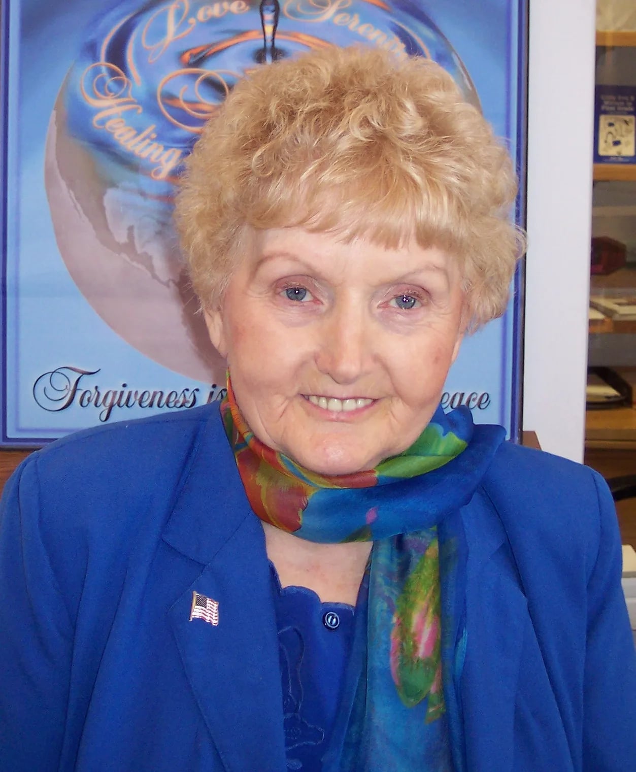 Porträt von Eva Mozes Kor (1935–2019) – Gedenkseite