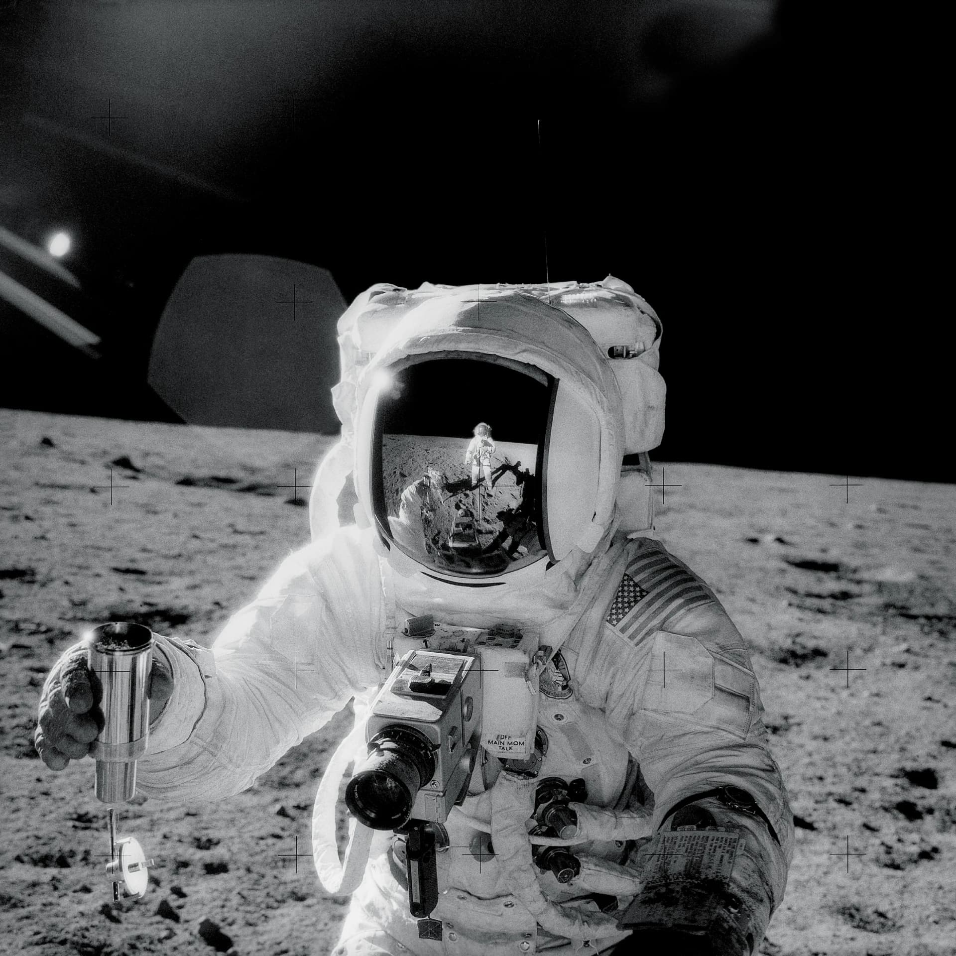 Alan LaVern Bean