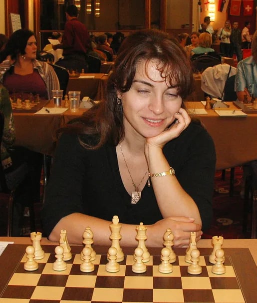 Portrait of Nino Khurtsidze (1975–2018) – memorial page