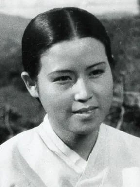 Porträt von Choi Eun-hee (1926–2018) – Gedenkseite