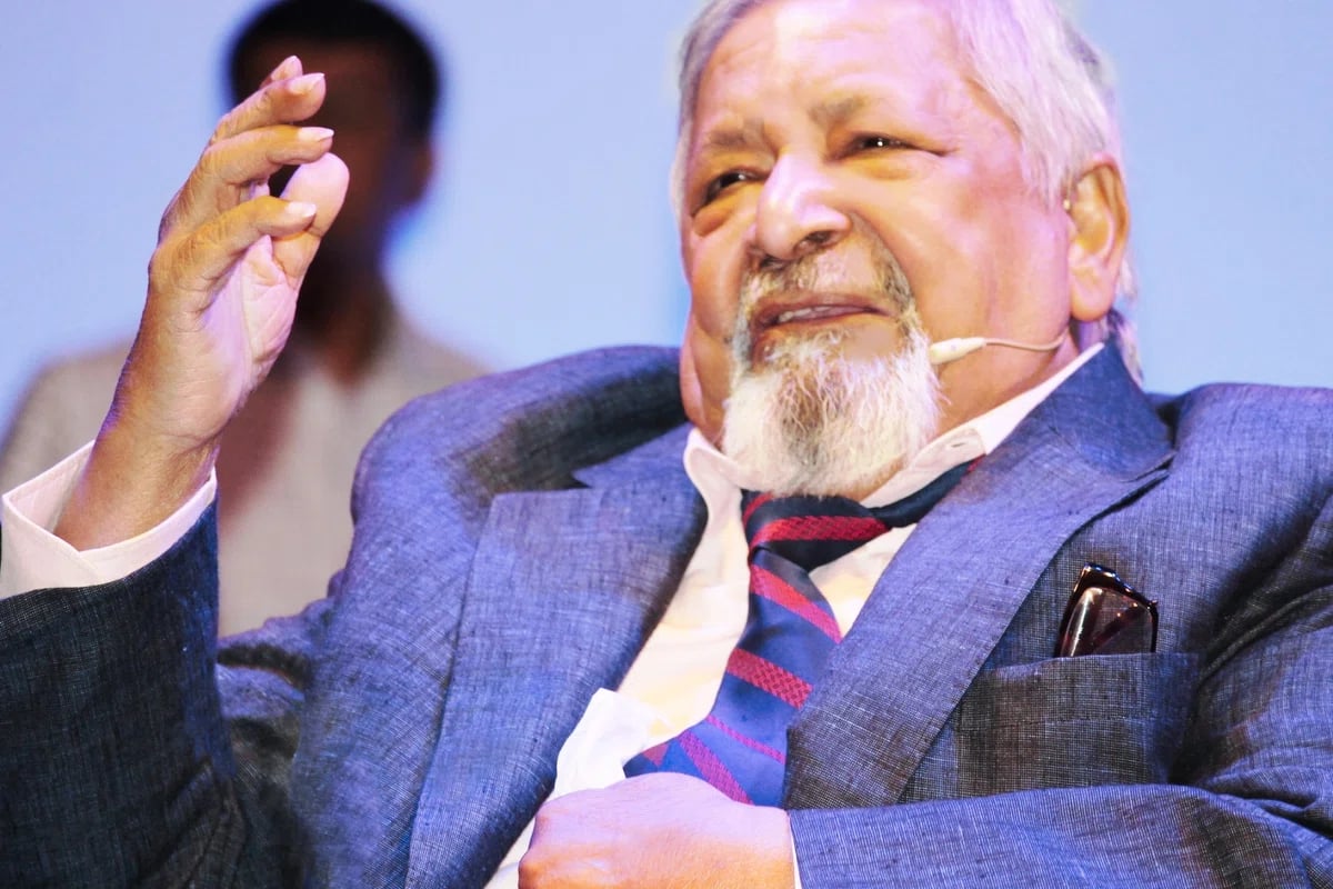 Portrait of V. S. Naipaul (1932–2018) – memorial page
