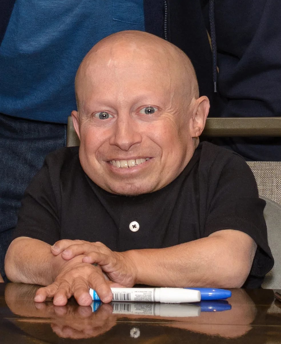 Portrait of Verne Troyer (1969–2018) – memorial page