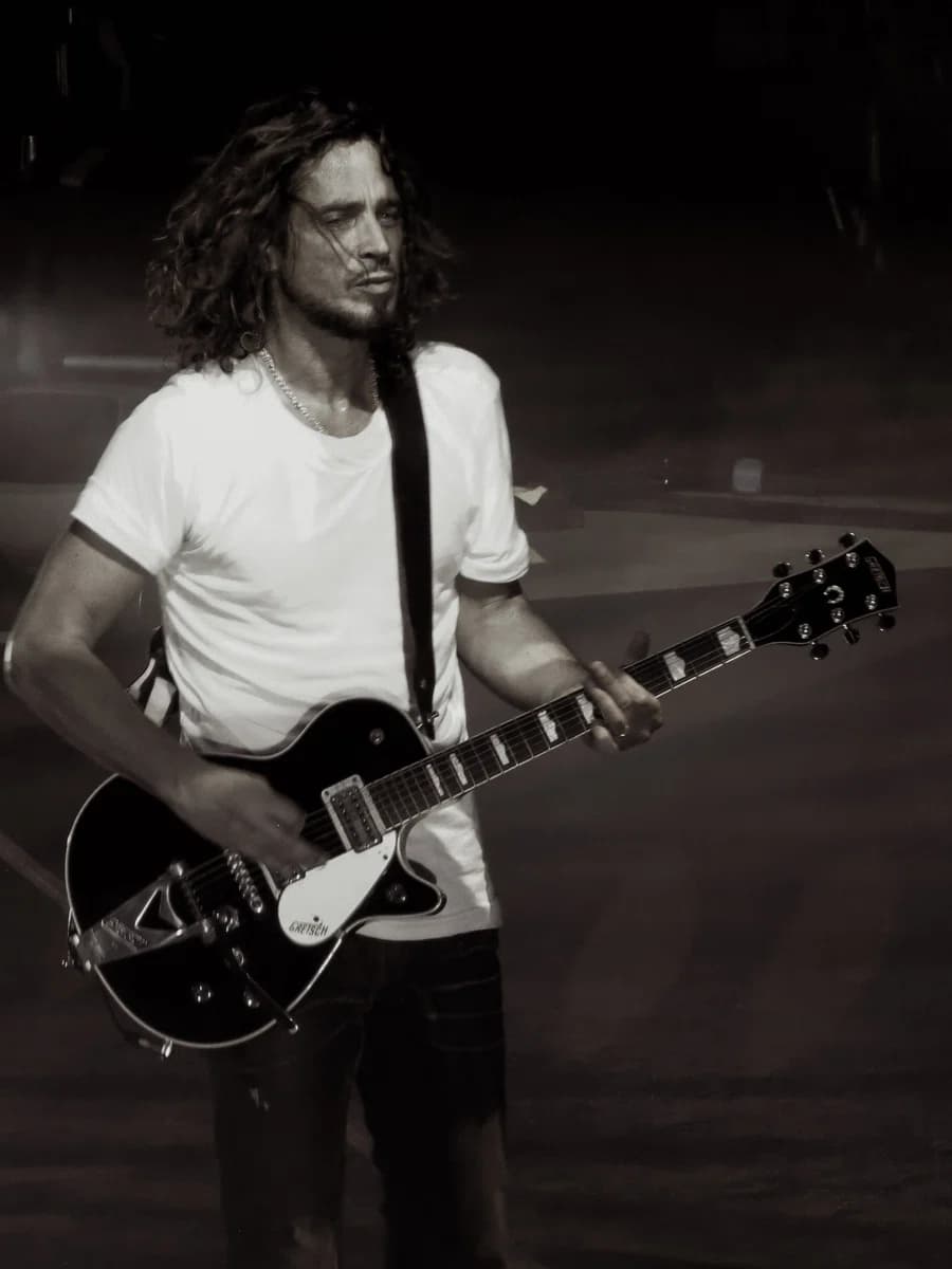 Chris Cornell (nΓ©e Christopher John Boyle)