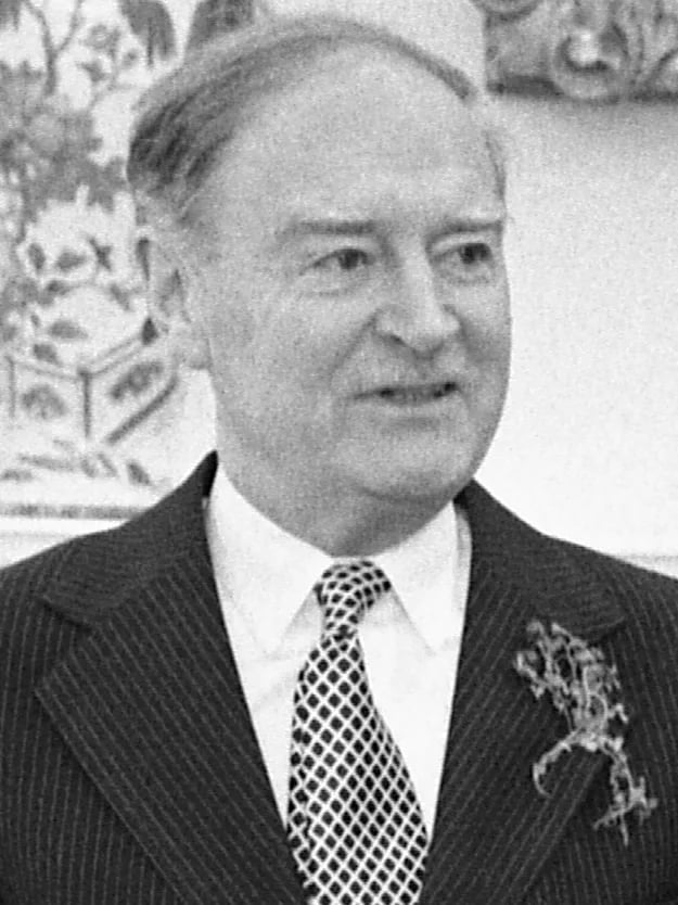 Portrait of Liam Cosgrave (1920–2017) – memorial page