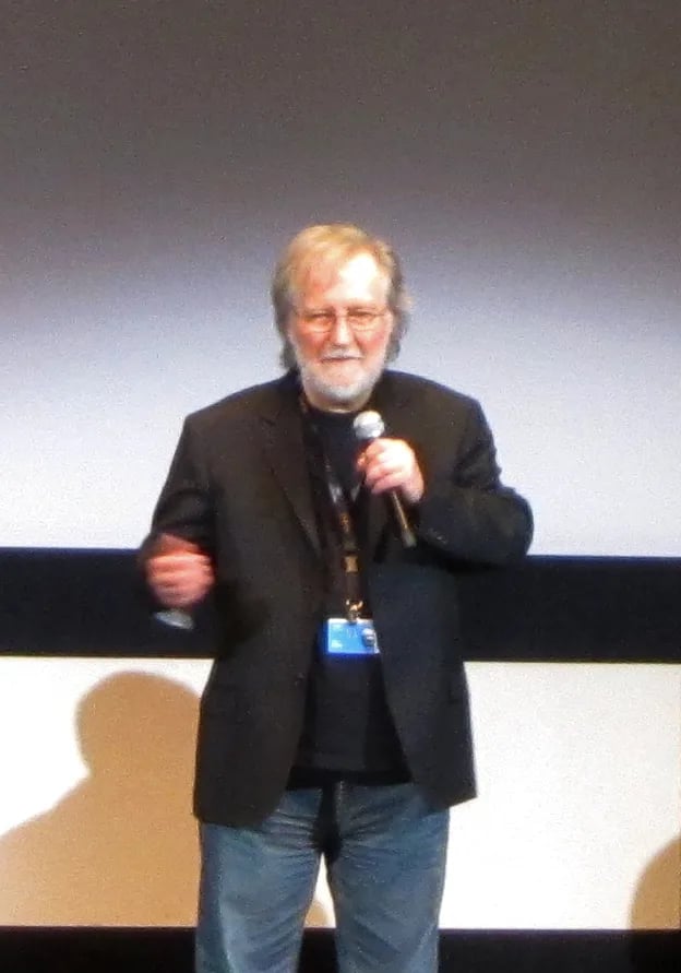 Porträt von Tobe Hooper (1943–2017) – Gedenkseite