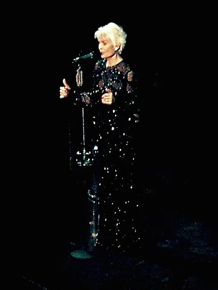 Porträt von Daliah Lavi (1942–2017) – Gedenkseite