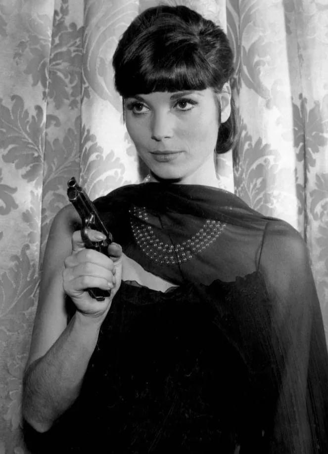 Portrait of Elsa Martinelli (1935–2017) – memorial page