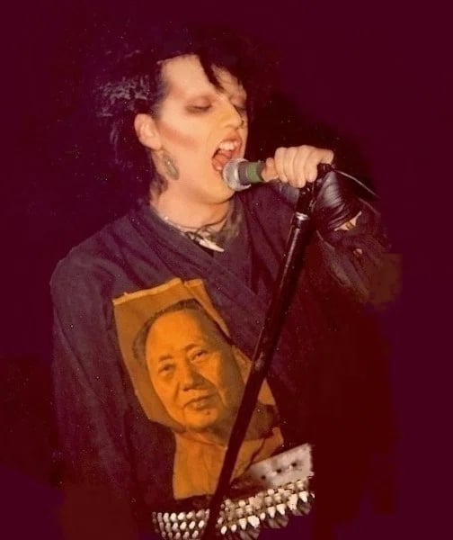 Portrait of Pete Burns (1959–2016) – memorial page
