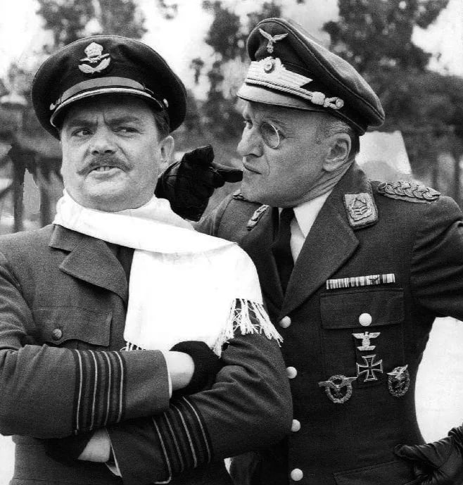 Portrait of Bernard Fox (1927–2016) – memorial page