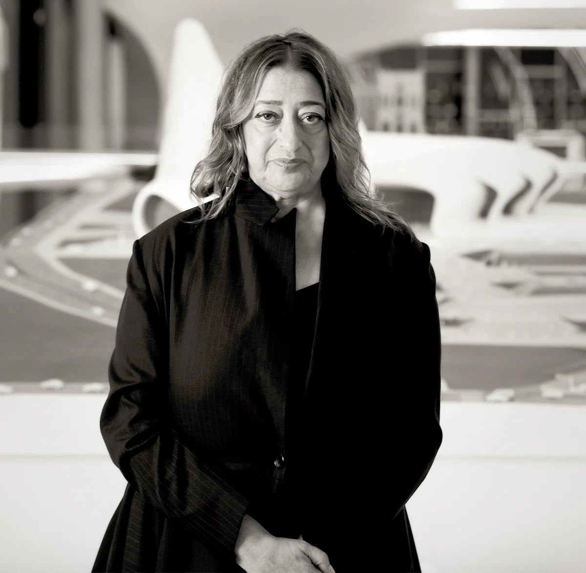 Porträt von Zaha Hadid (1950–2016) – Gedenkseite