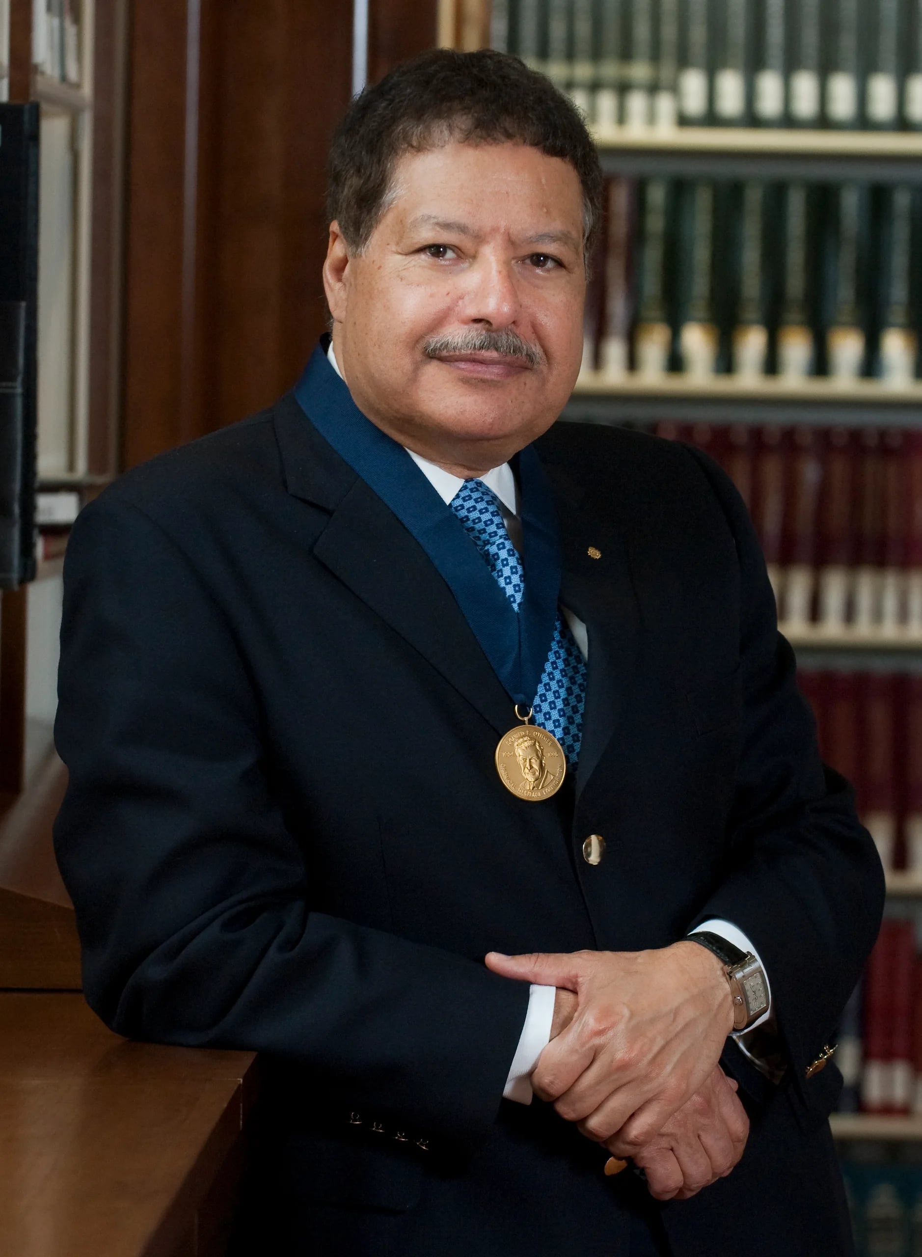 Porträt von Ahmed Zewail (1946–2016) – Gedenkseite