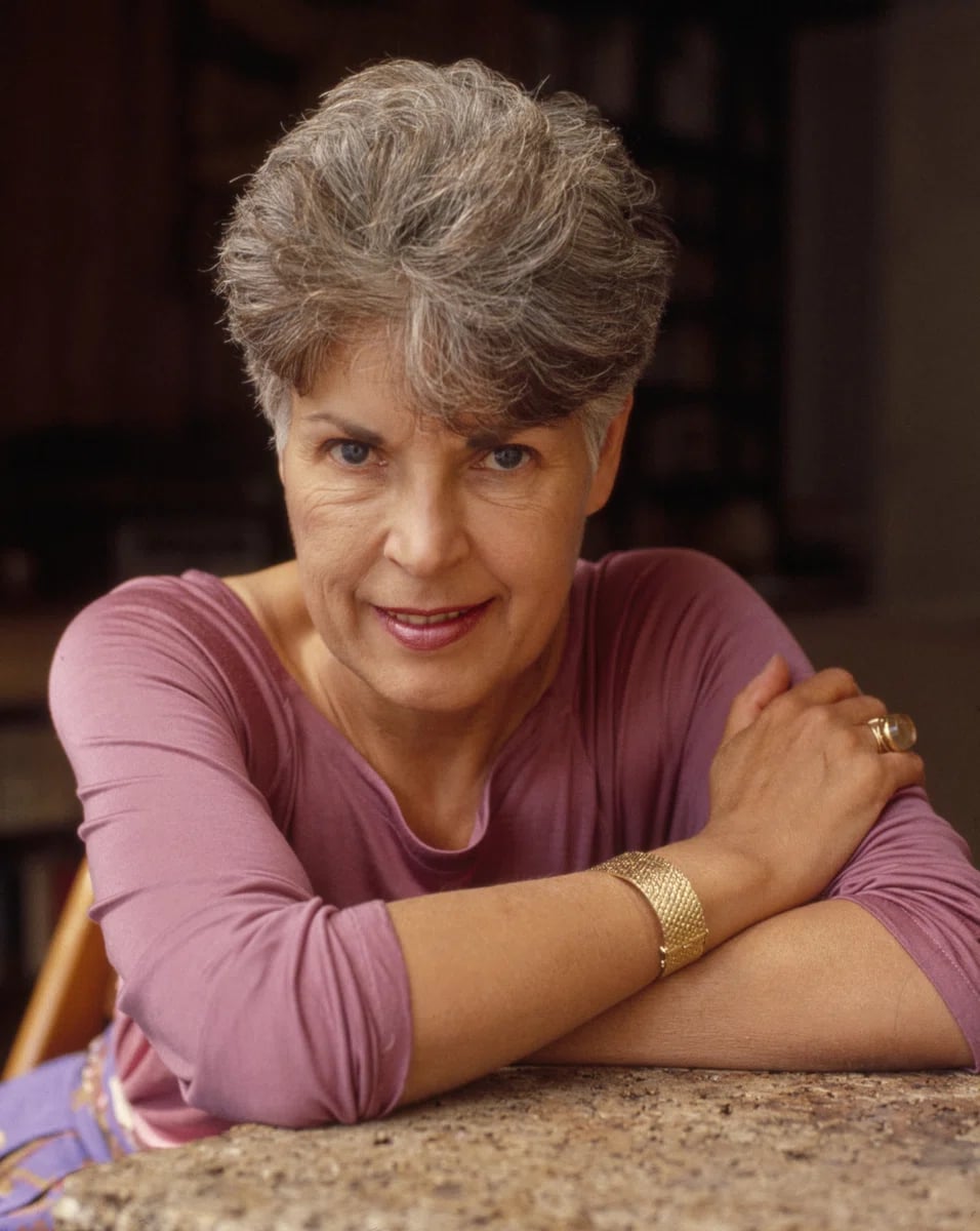 Portrait of Ruth Rendell (1930–2015) – memorial page