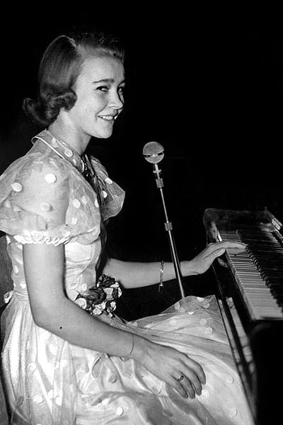 Porträt von Alice Babs (1924–2014) – Gedenkseite