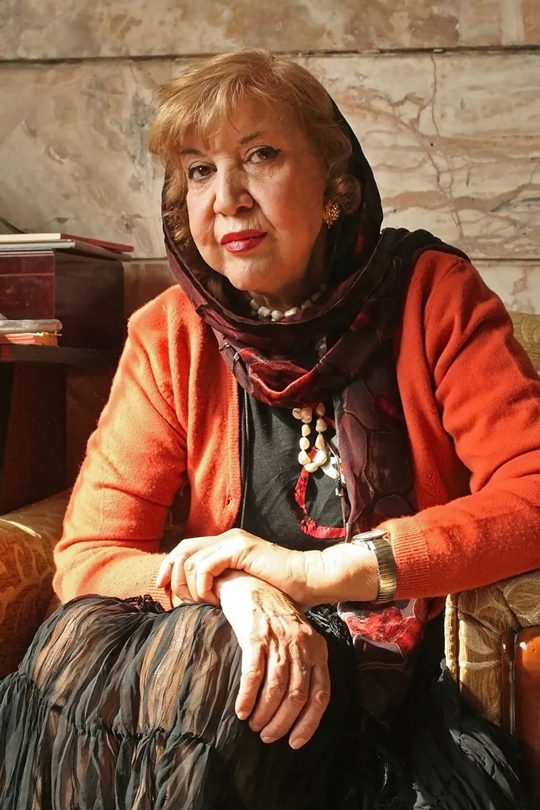 Portrait of Simin Behbahani (1927–2014) – memorial page