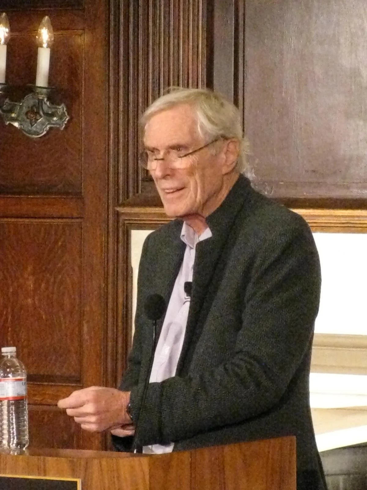 Porträt von Mark Strand (1934–2014) – Gedenkseite