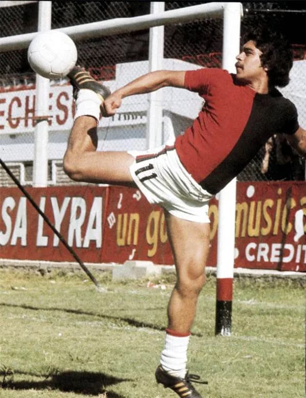 Santiago SantamarĂa