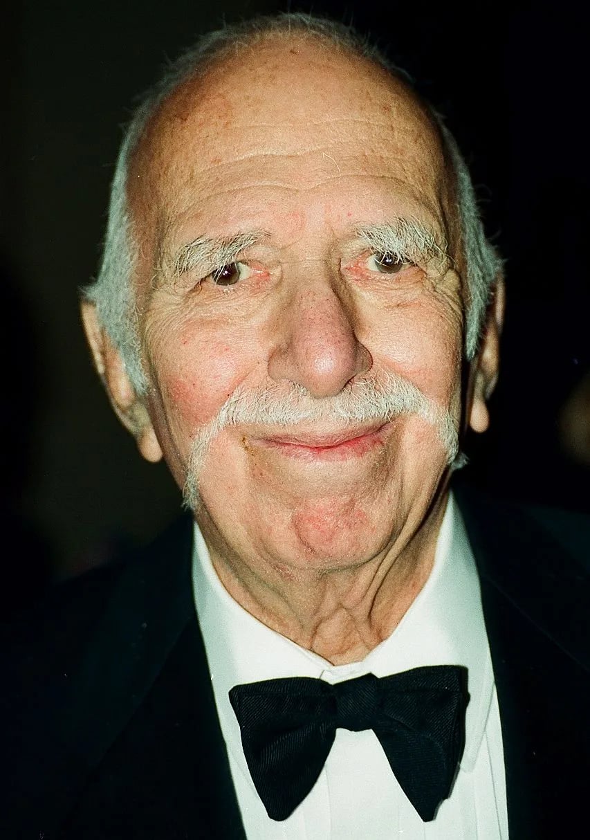 Portrait of David Brown (1916–2010) – memorial page