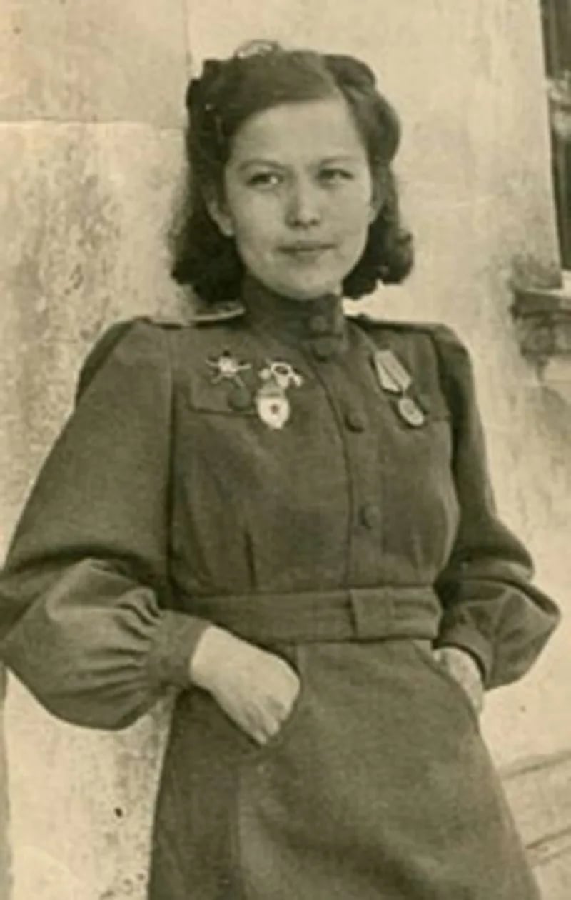 Porträt von Chiuas Dospanowa (1922–2008) – Gedenkseite