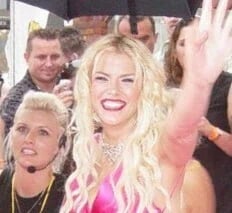 Porträt von Anna Nicole Smith (1967–2007) – Gedenkseite