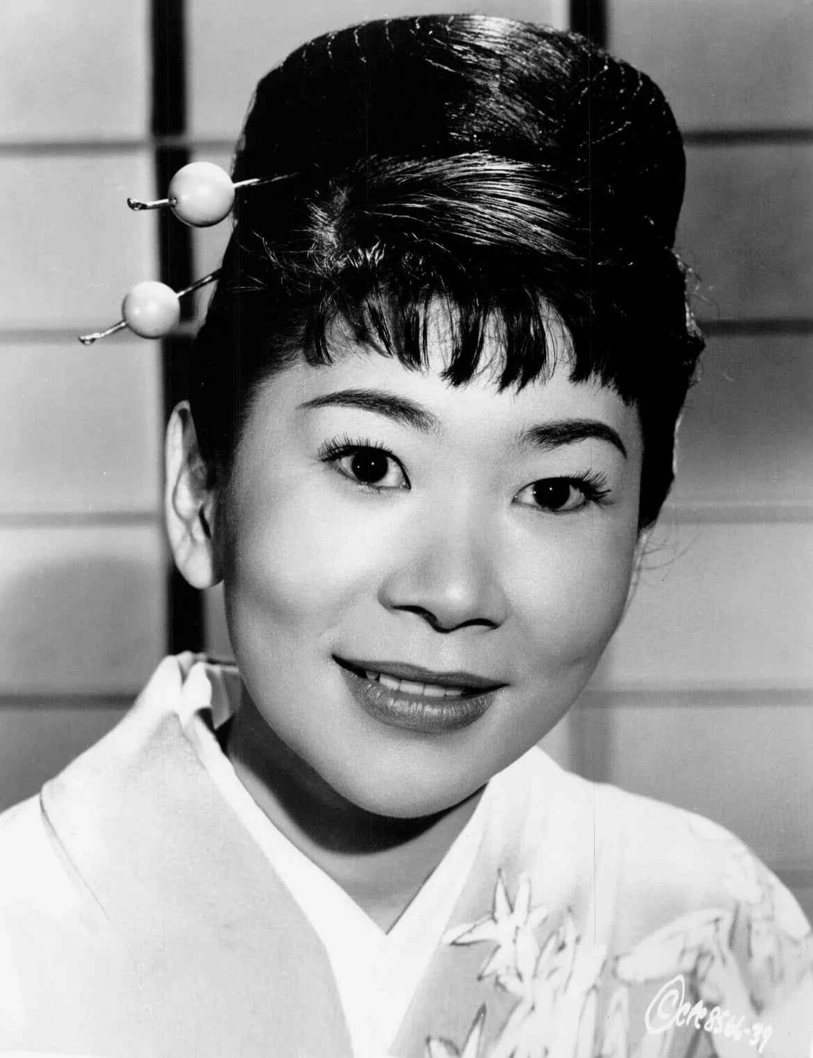 Portrait of Miyoshi Umeki (1929–2007) – memorial page